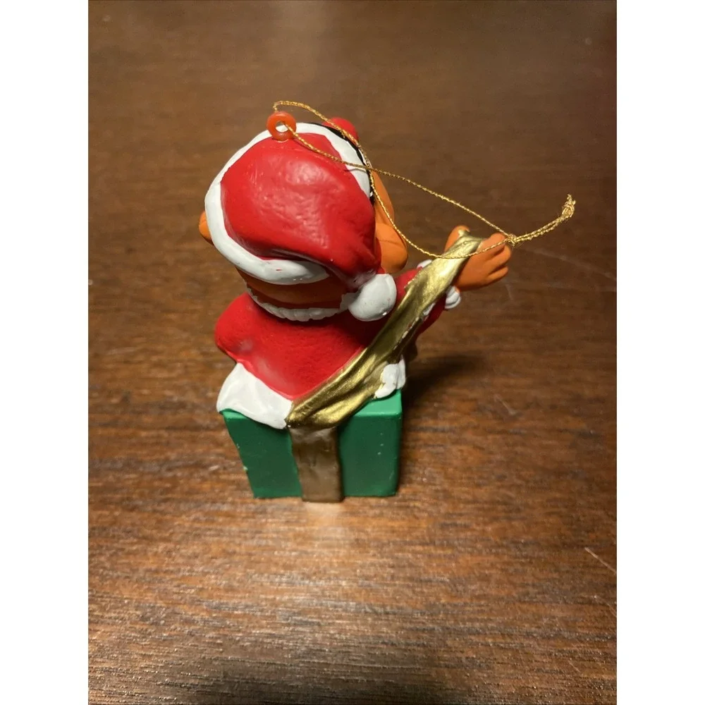 Sesame Street Ernie Christmas Ornament Present‎ Jim Henson Productions Vintage